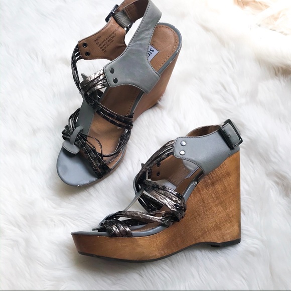 Steve Madden Shoes - 4 for $25 Steve Madden | Tampaa wedges